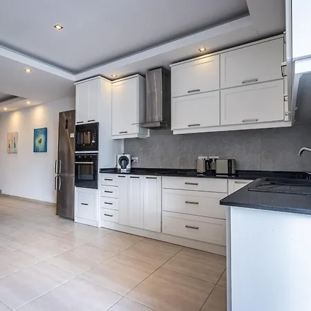 The Fives * Сент Джулианс