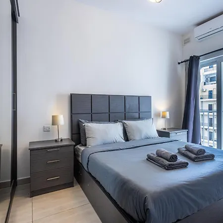 The Fives Апартаменты