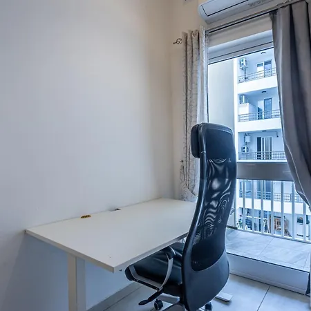 The Fives Apartment *