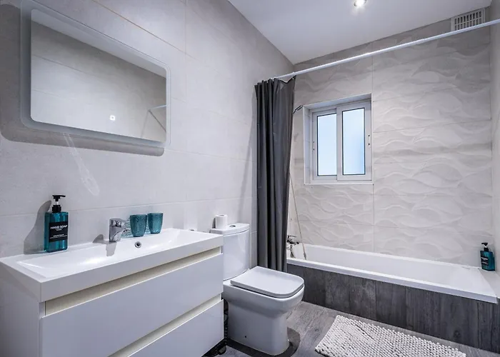 The Fives Apartment Saint Julian's