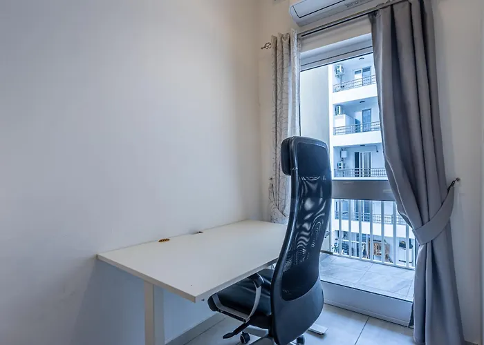 The Fives Apartment *